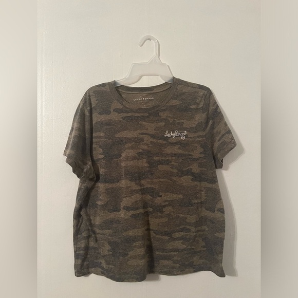 lucky brand women’s lightweight camo top short sleeve - Picture 1 of 4